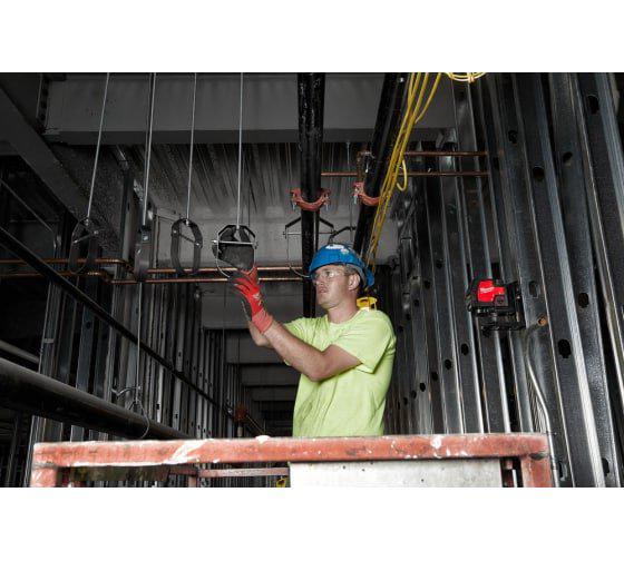 Аккумуляторный линейно-точечный лазерный нивелир Milwaukee M12 CLLP-0C (4933478101) - фото 8