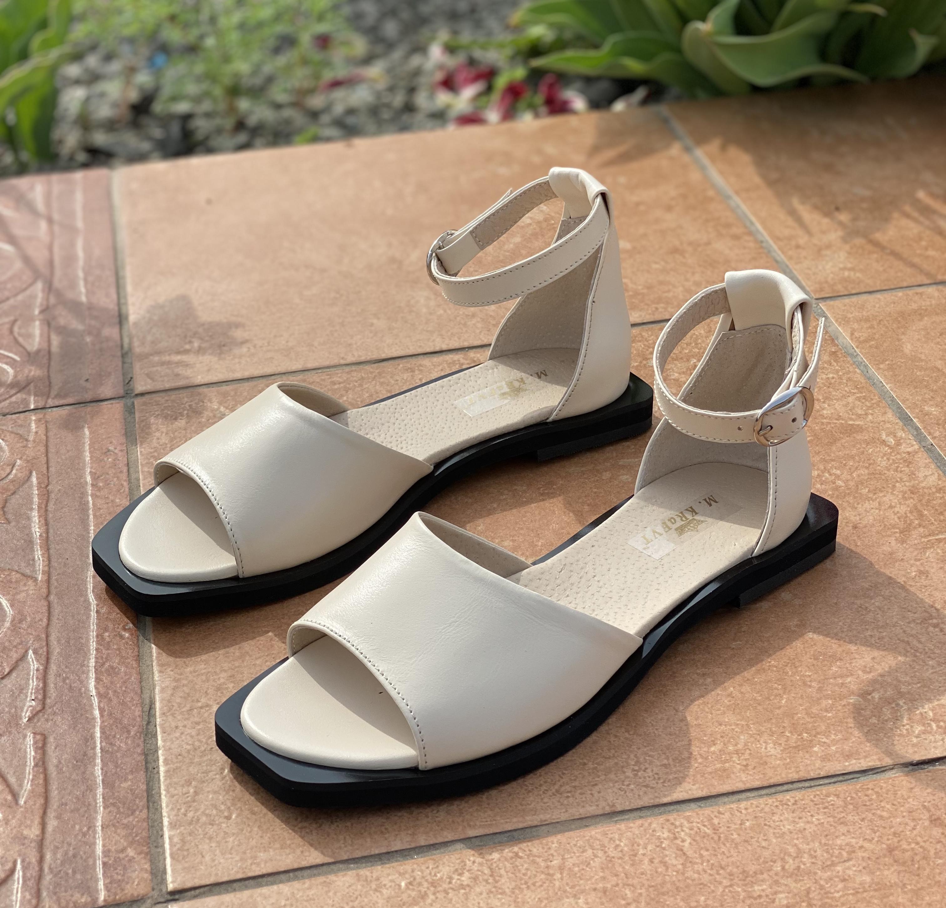 Босоніжки жіночі M.KraFVT 0540 шкіряні з закритою п'ятою р. 37 Бежевий (1387-37) - фото 1 Босоніжки жіночі M.KraFVT 0540 шкіряні з закритою п'ятою р. 37 Бежевий (1387-37) - фото 1