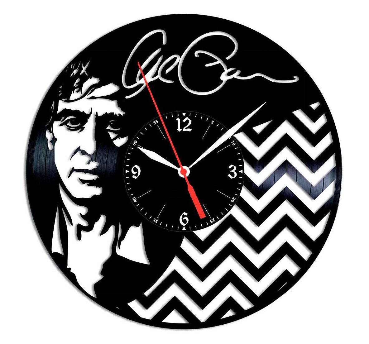 Часы настенные Лицо со шрамом 2058 из виниловой пластинки