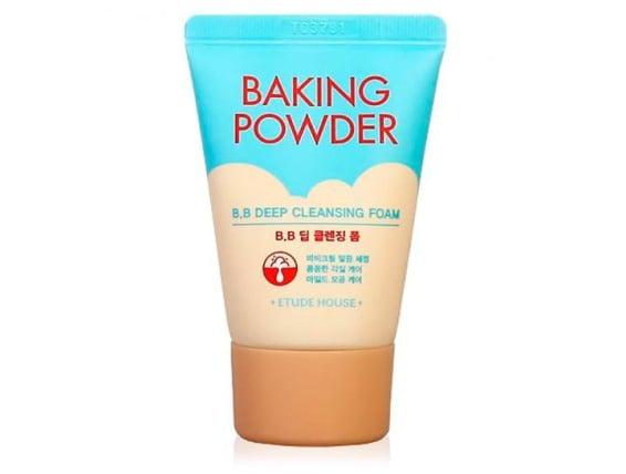 Пінка для глибокого очищення та зняття макіяжу Etude House Baking Powder BB Deep Cleansing Foam 30 мл