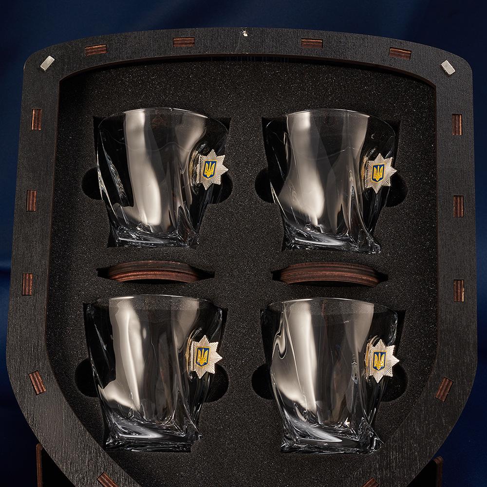 Подарочный набор рюмок с шевроном Полиция большой (28420151) - фото 5 Подарочный набор рюмок с шевроном Полиция большой (28420151) - фото 5