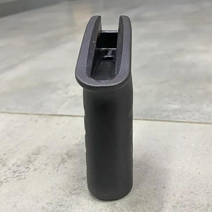 Рукоятка пистолетная DLG Tactical DLG-097 для АК-47 АК-74 с отсеком Черный (241873) - фото 4 Рукоятка пистолетная DLG Tactical DLG-097 для АК-47 АК-74 с отсеком Черный (241873) - фото 4