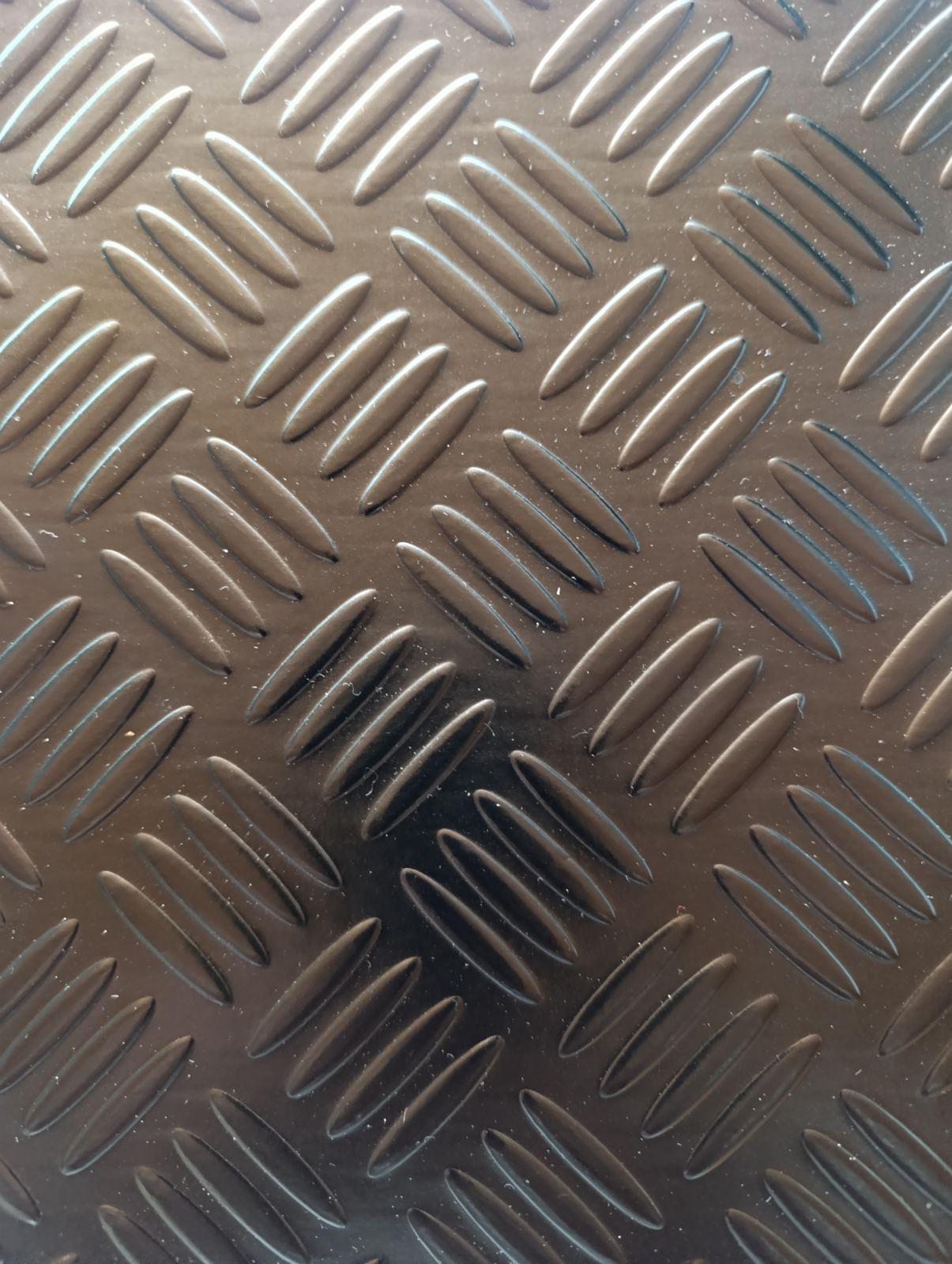 Линолеум Автолин рифленка 2 м Черный (10507060) Линолеум Автолин рифленка 2 м Черный (10507060)