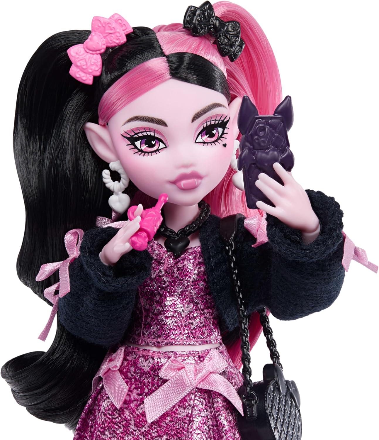 Лялька Monster High Draculaura Fabulous Fashion Doll (30877732) - фото 7 Лялька Monster High Draculaura Fabulous Fashion Doll (30877732) - фото 7