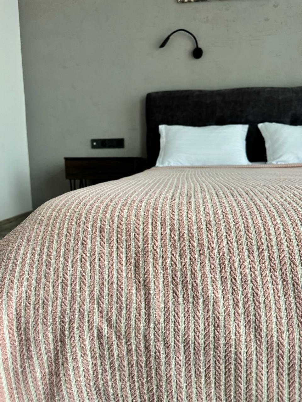 Плед хлопковый Косичка комбинированная 240x230 см Розовый (11812-F6-240x230cm) - фото 5 Плед хлопковый Косичка комбинированная 240x230 см Розовый (11812-F6-240x230cm) - фото 5