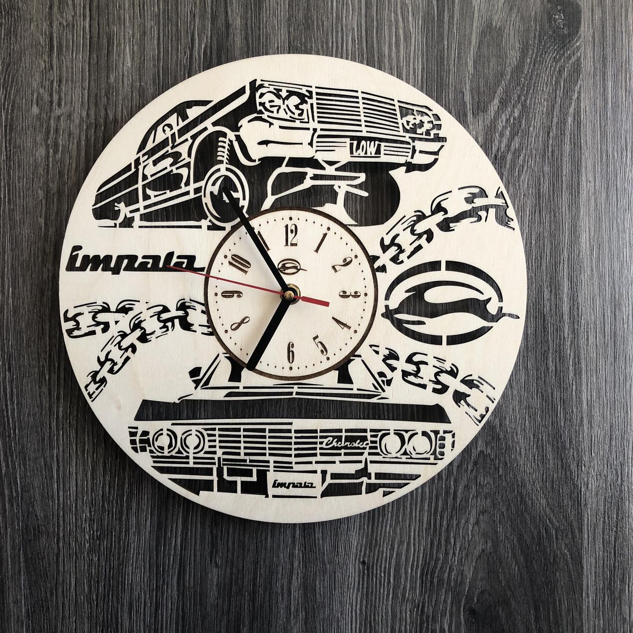 Часы из дерева настенные Chevrolet Impala