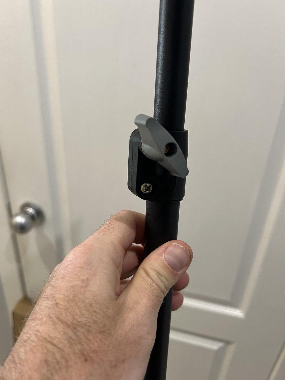 Комплект Тренога усиленная 60-200 см с полкой под треногу 25х18 см Черный - фото 6