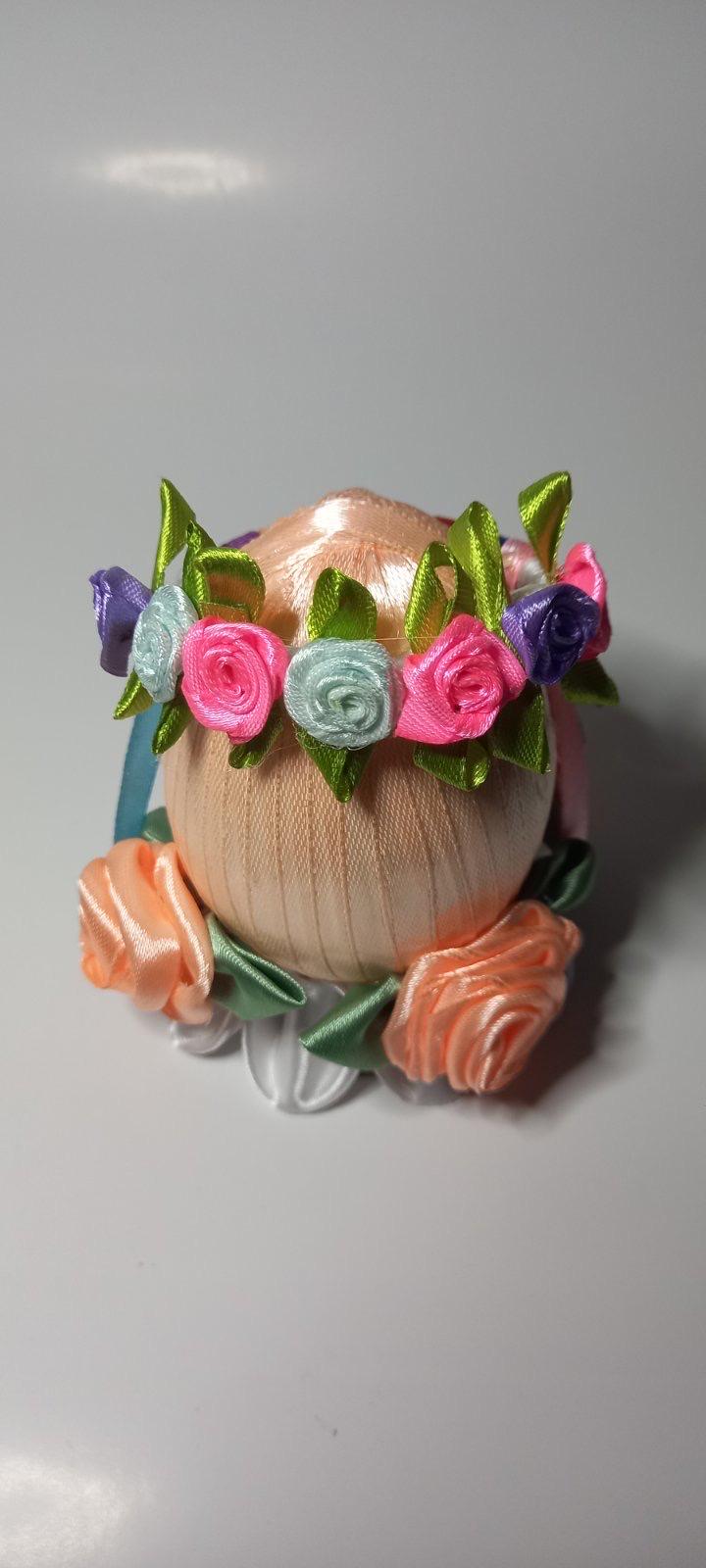 Пасхальное яйцо ручной работы в технике квиллинг Бежевый (6846494)