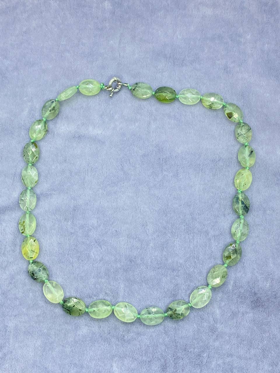 Бусы пренит 46 см Салатовый (9898)
