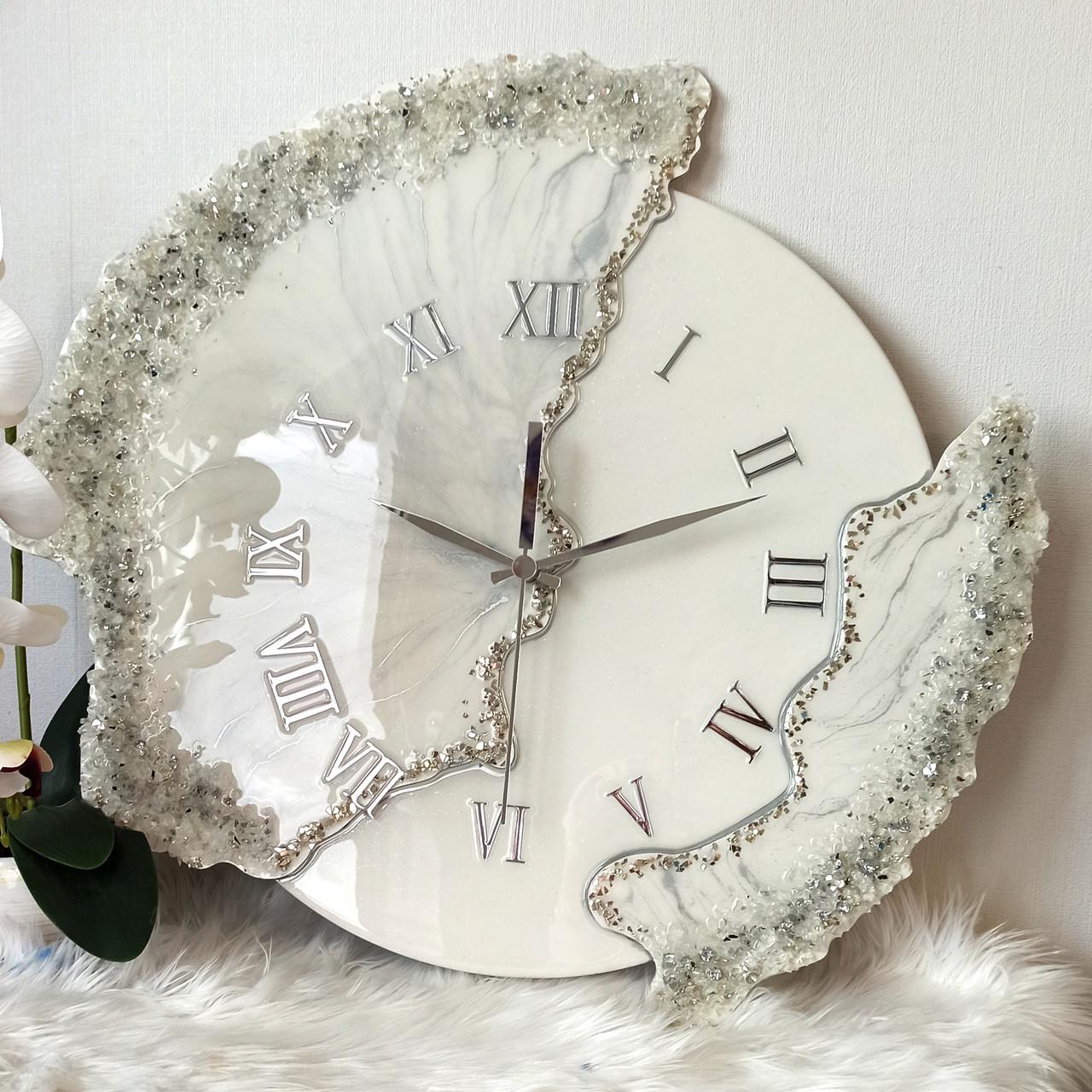 Часы объемные настенные из эпоксидной смолы Лепестки 80 см