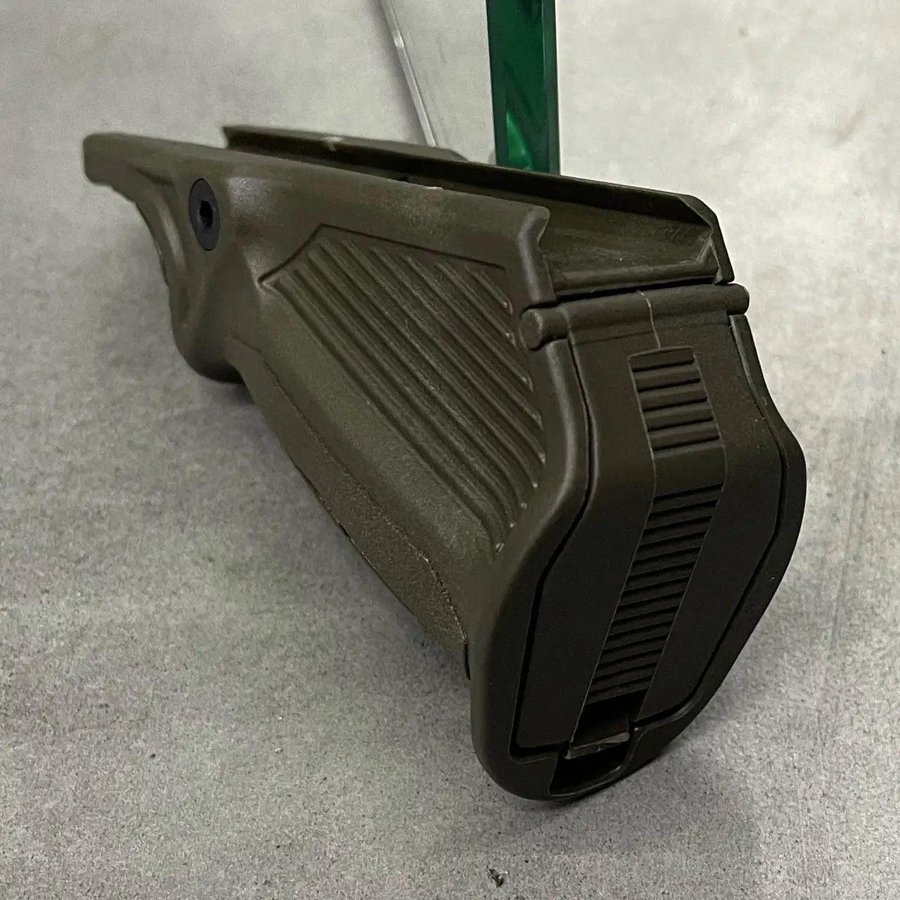 Рукоятка переноса огня DLG Tactical DLG-049 на Picatinny упор на цевье Олива (242497) - фото 5 Рукоятка переноса огня DLG Tactical DLG-049 на Picatinny упор на цевье Олива (242497) - фото 5