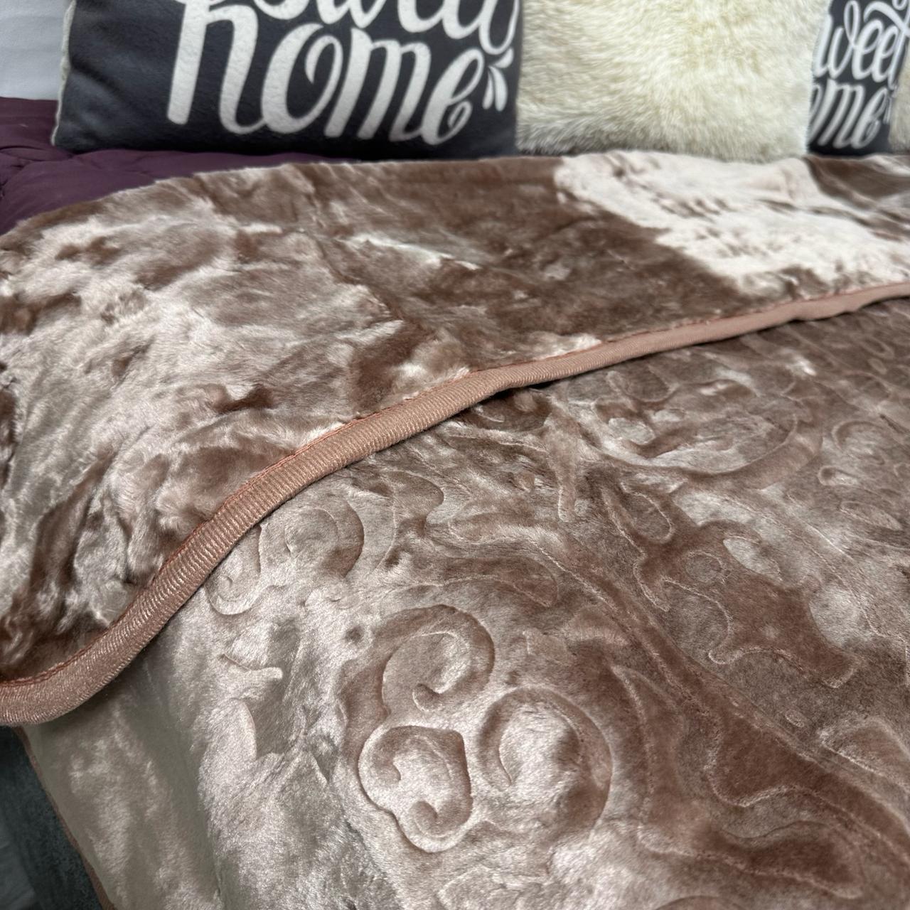 Покривало на ліжко акрилове 200x230 см Кавовий (P-акрил-13) - фото 7 Покривало на ліжко акрилове 200x230 см Кавовий (P-акрил-13) - фото 7