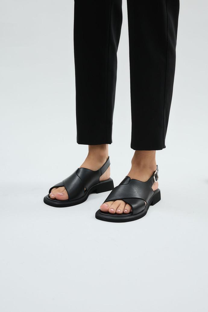 Босоножки женские LONZA кожаные р. 39 Черный (197612) - фото 1 Босоножки женские LONZA кожаные р. 39 Черный (197612) - фото 1