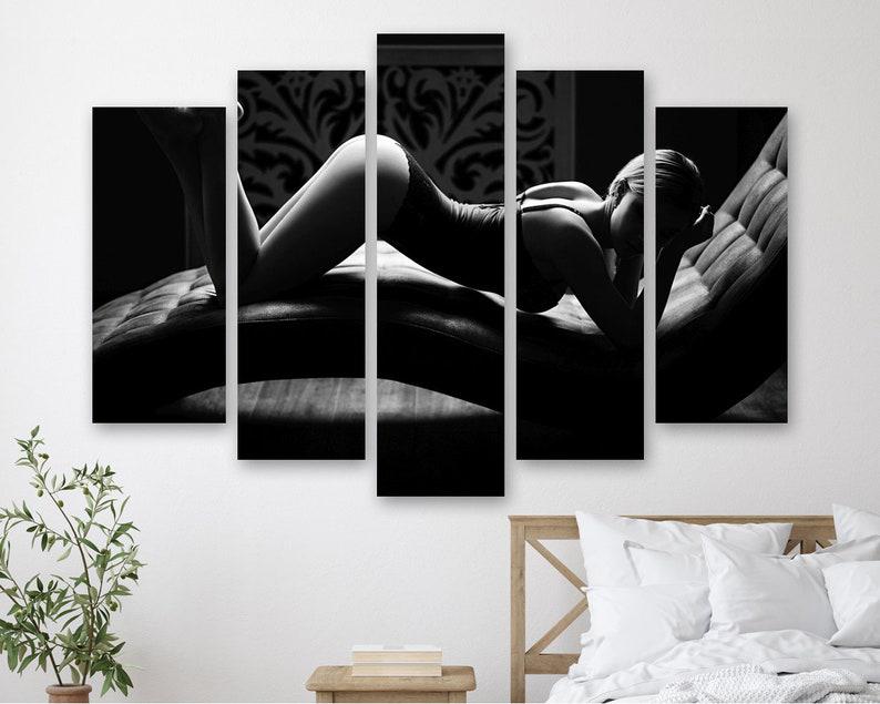 Модульная картина на холсте из пяти частей KIL Art Обнаженная девушка 112x68 см (M51_M_50) Модульная картина на холсте из пяти частей KIL Art Обнаженная девушка 112x68 см (M51_M_50)