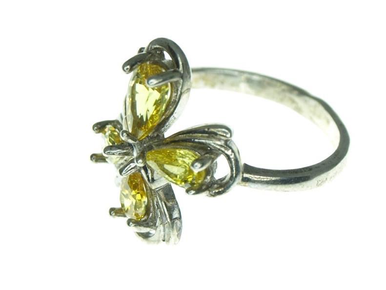 Кольцо из серебра с фианитом р. 15,5, 925 2,53 г (21015501901) - фото 2 Кольцо из серебра с фианитом р. 15,5, 925 2,53 г (21015501901) - фото 2