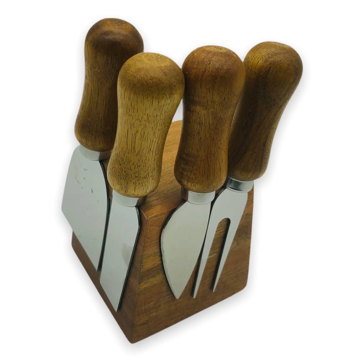 Набор ножей для нарезки сыра с деревянной подставкой (fa96445a) Набор ножей для нарезки сыра с деревянной подставкой (fa96445a)