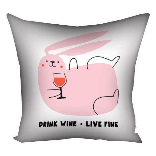 Подушка с принтом Presentville "Drink wine Live fine" 30x30 см (3P_23NY045) Подушка с принтом Presentville "Drink wine Live fine" 30x30 см (3P_23NY045)