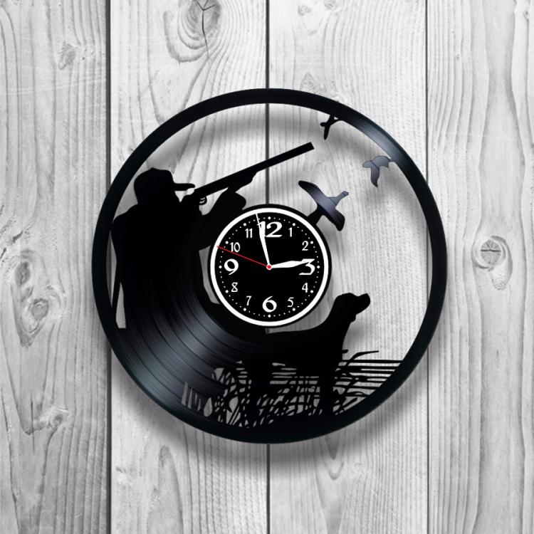 Часы настенные Охота 0178 из виниловой пластинки