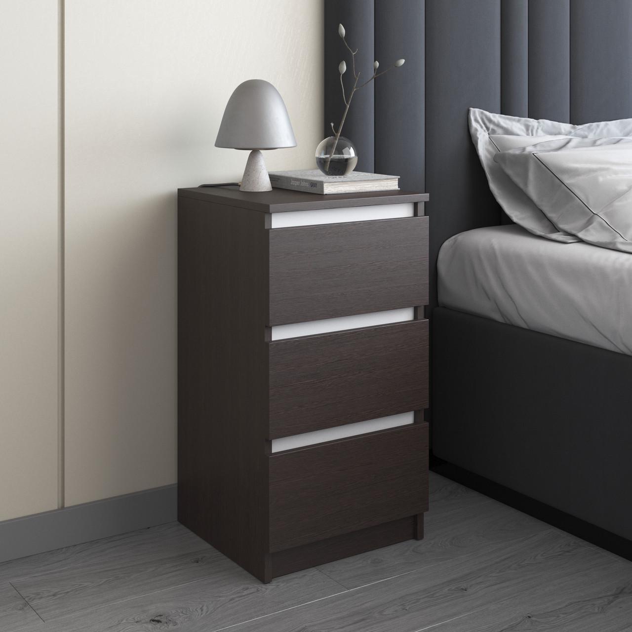 Тумба приліжкова VAYS з 3 шухлядами та телескопічними направляючими 40х40х76 см Венге темний/Білий (30653713) Тумба приліжкова VAYS з 3 шухлядами та телескопічними направляючими 40х40х76 см Венге темний/Білий (30653713)