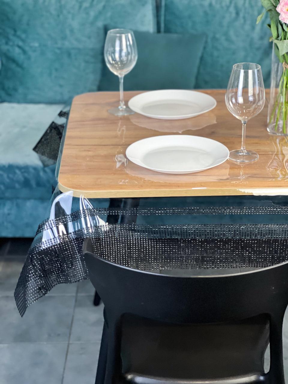 Скатерть силиконовая с черной стразовой лентой двойная 140x100 см (219-11) Скатерть силиконовая с черной стразовой лентой двойная 140x100 см (219-11)