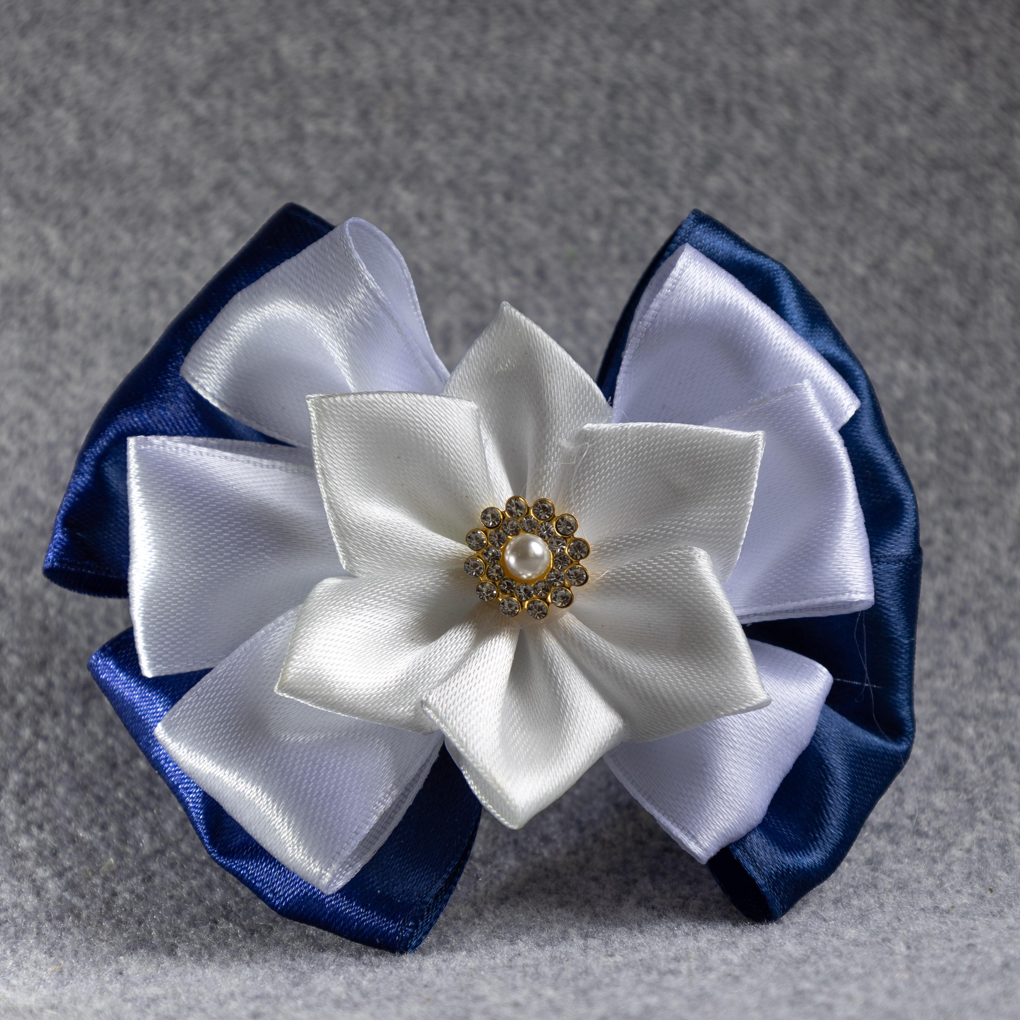 Резинка для волос ДАЙС с атласным бантом 9 см 2 шт. Бело-синий (БСБ-09-Б) - фото 3 Резинка для волос ДАЙС с атласным бантом 9 см 2 шт. Бело-синий (БСБ-09-Б) - фото 3