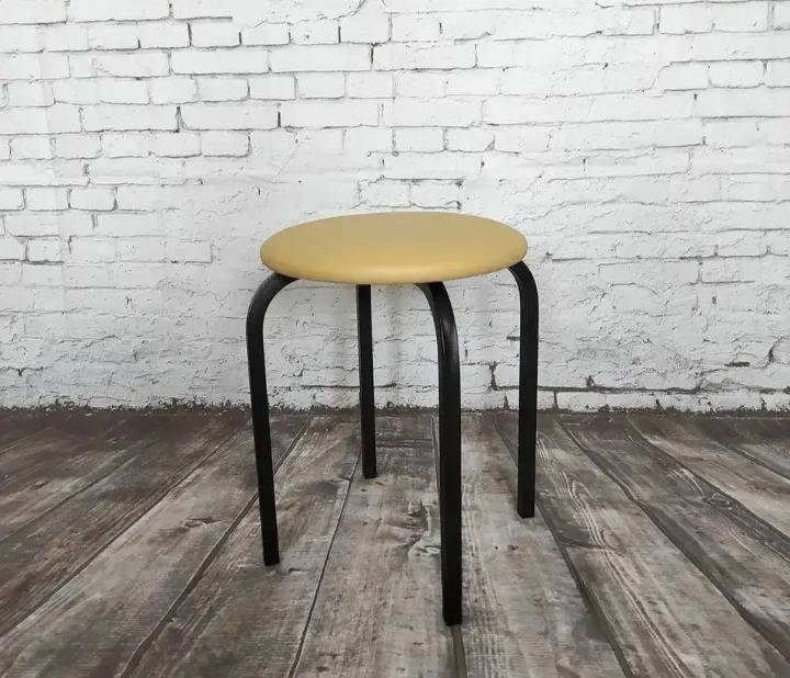 Табурет кухонний Стандарт 30х45 см Бежевий/Чорний (28373755)