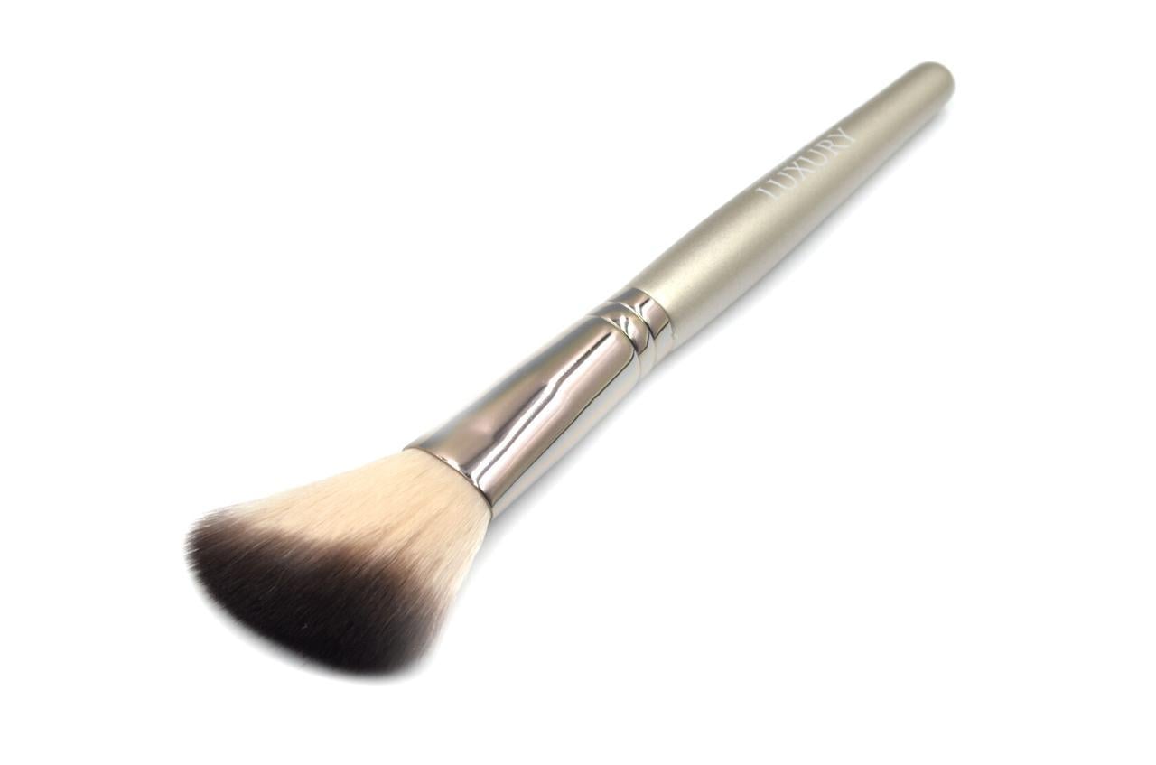 Пензель макіяжний для рум'ян скошений Beauty Luxury MA-04