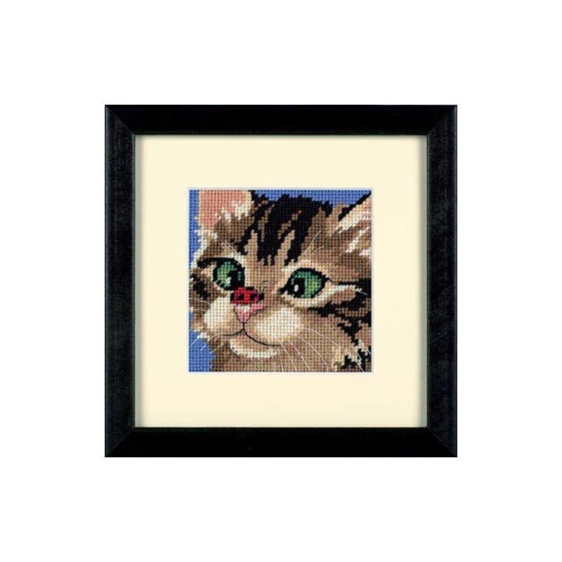 Набор для вышивания крестиком Dimensions 07206 Cross-Eyed Kitty (39358) Набор для вышивания крестиком Dimensions 07206 Cross-Eyed Kitty (39358)