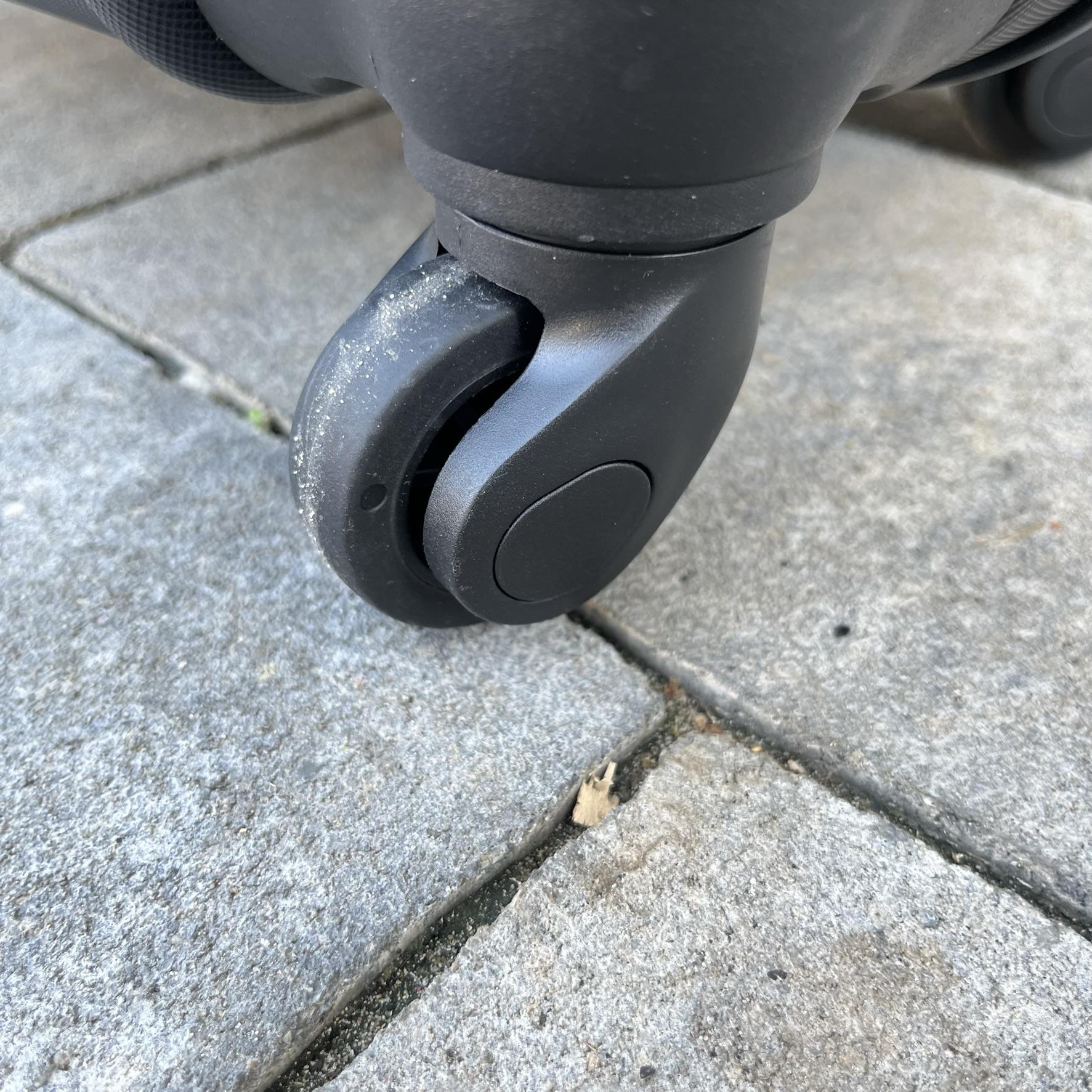 Валіза дорожня Wings 147 з полікарбонату М 65х43х26 см Чорний (10880476) - фото 6