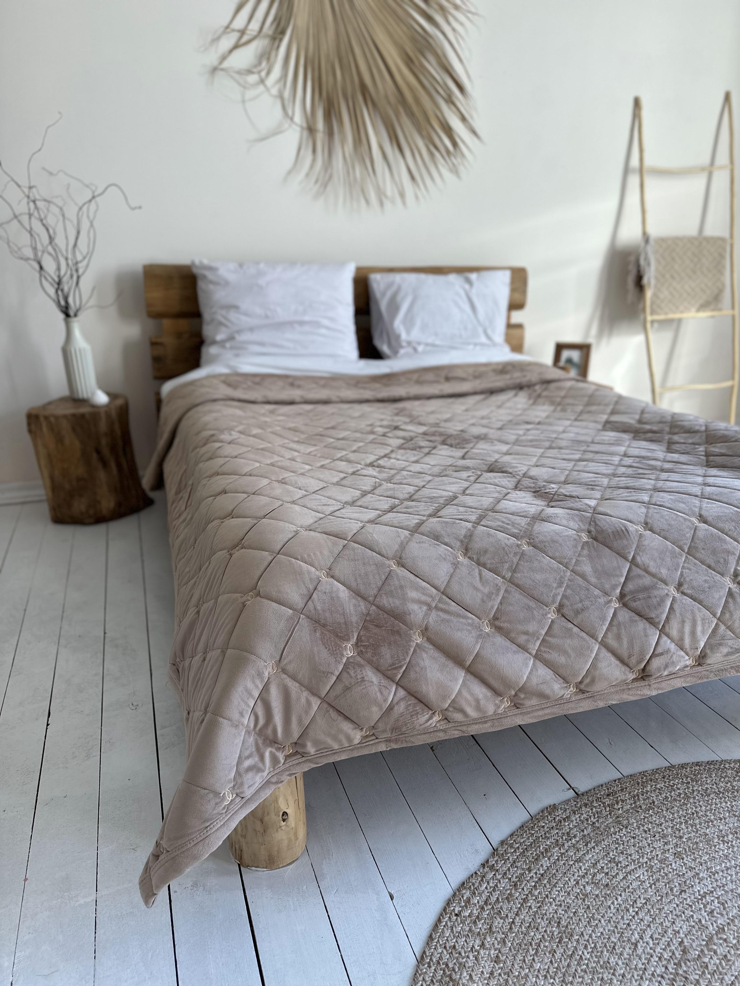 Плед-покрывало Люкс Шанель велюр 210x230 см Капучиновый (28366-3) Плед-покрывало Люкс Шанель велюр 210x230 см Капучиновый (28366-3)