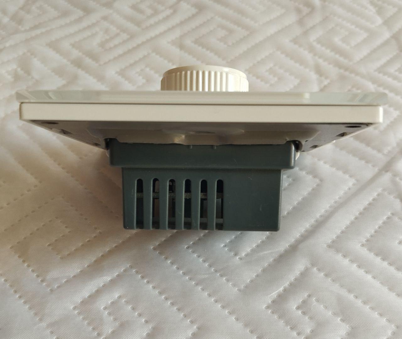 Регулятор оборотов вентилятора Glass стеклопластик White (27159102) - фото 4 Регулятор оборотов вентилятора Glass стеклопластик White (27159102) - фото 4