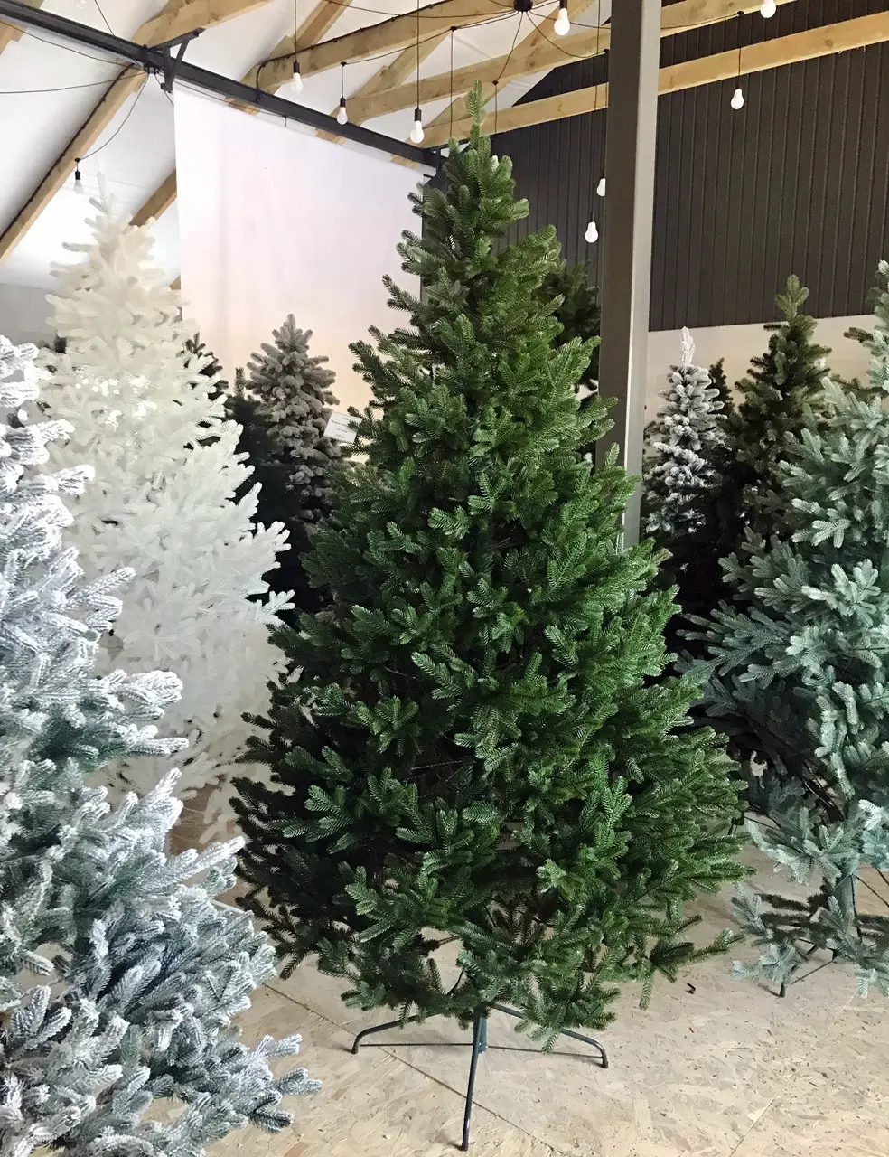 Елка искусственная HVOYA Traditional литая 220 см Зеленый (215/220/G) - фото 5 Елка искусственная HVOYA Traditional литая 220 см Зеленый (215/220/G) - фото 5