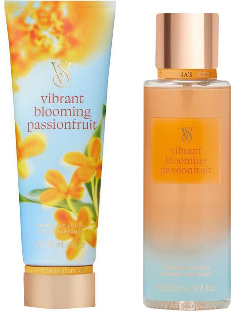 Подарунковий набір Victoria's Secret Vibrant Blooming Passionfruit спрей/лосьйон 250/236 мл