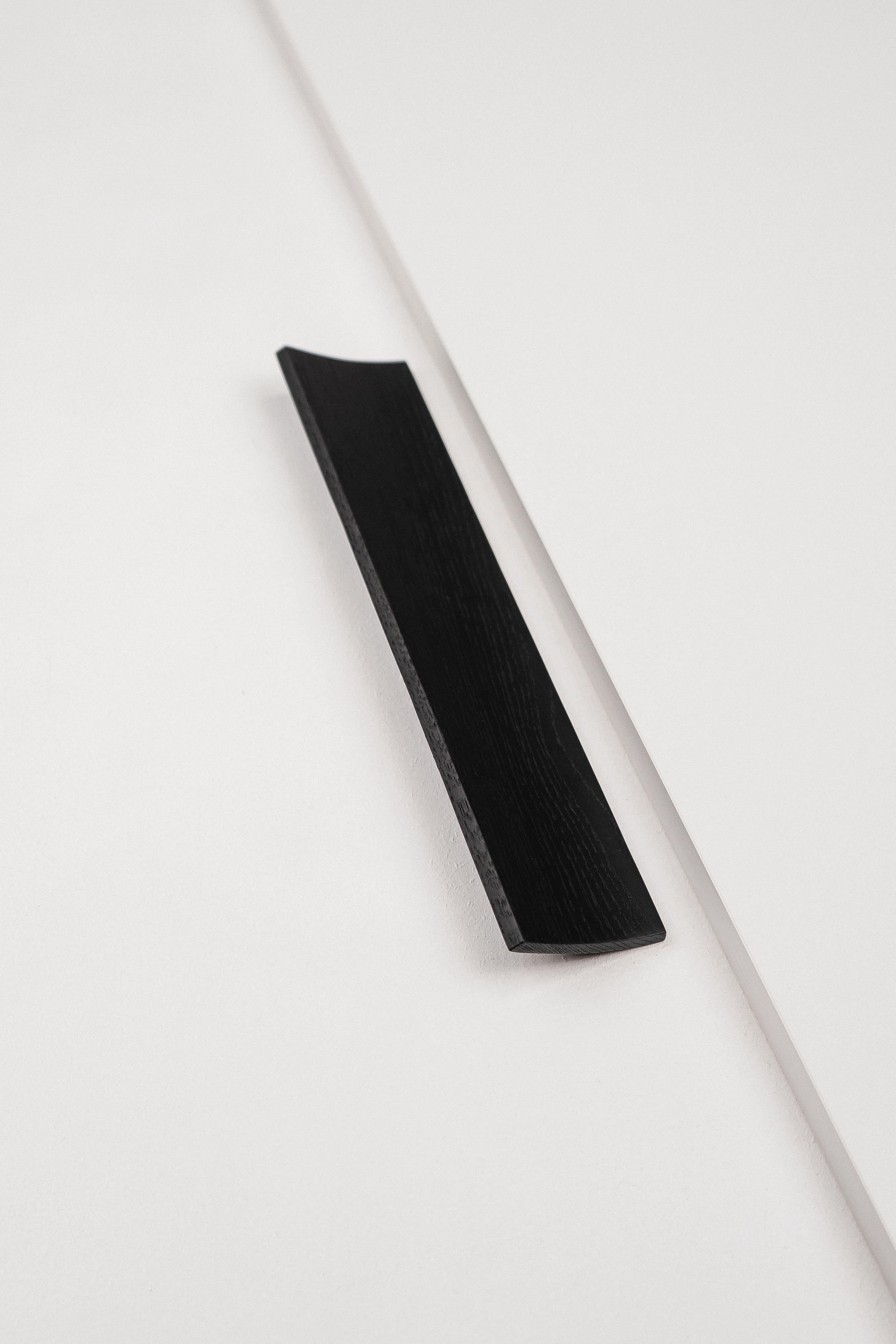 Мебельная ручка-планка Plank из дуба 260 мм Черный дуб (PLANK-260-BLACK)