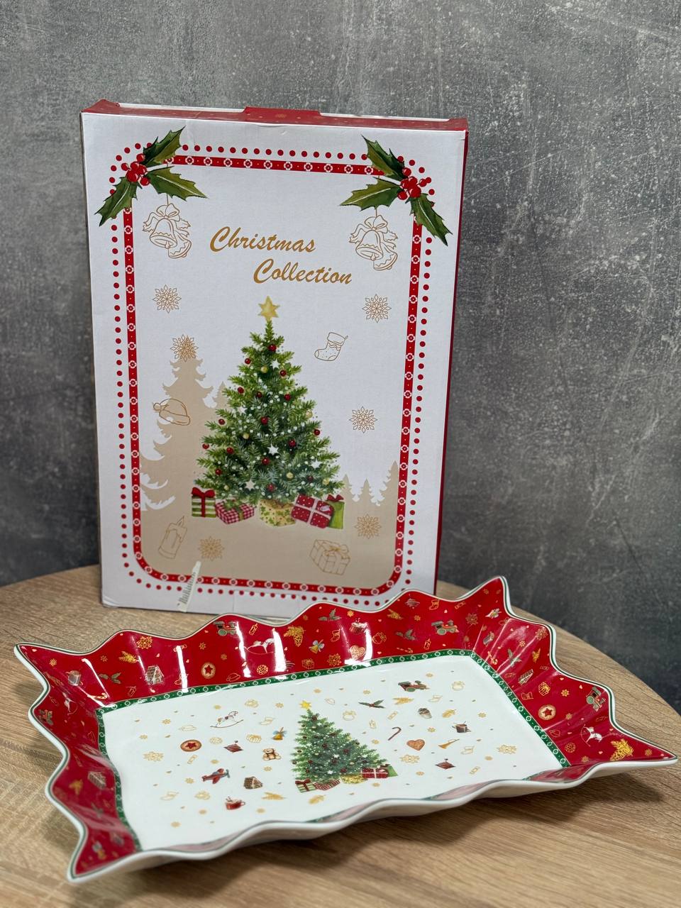 Блюдо сервировочное новогоднее Lefard Christmas Delight фарфоровое 36х23 см Белый/Красный (985-141)