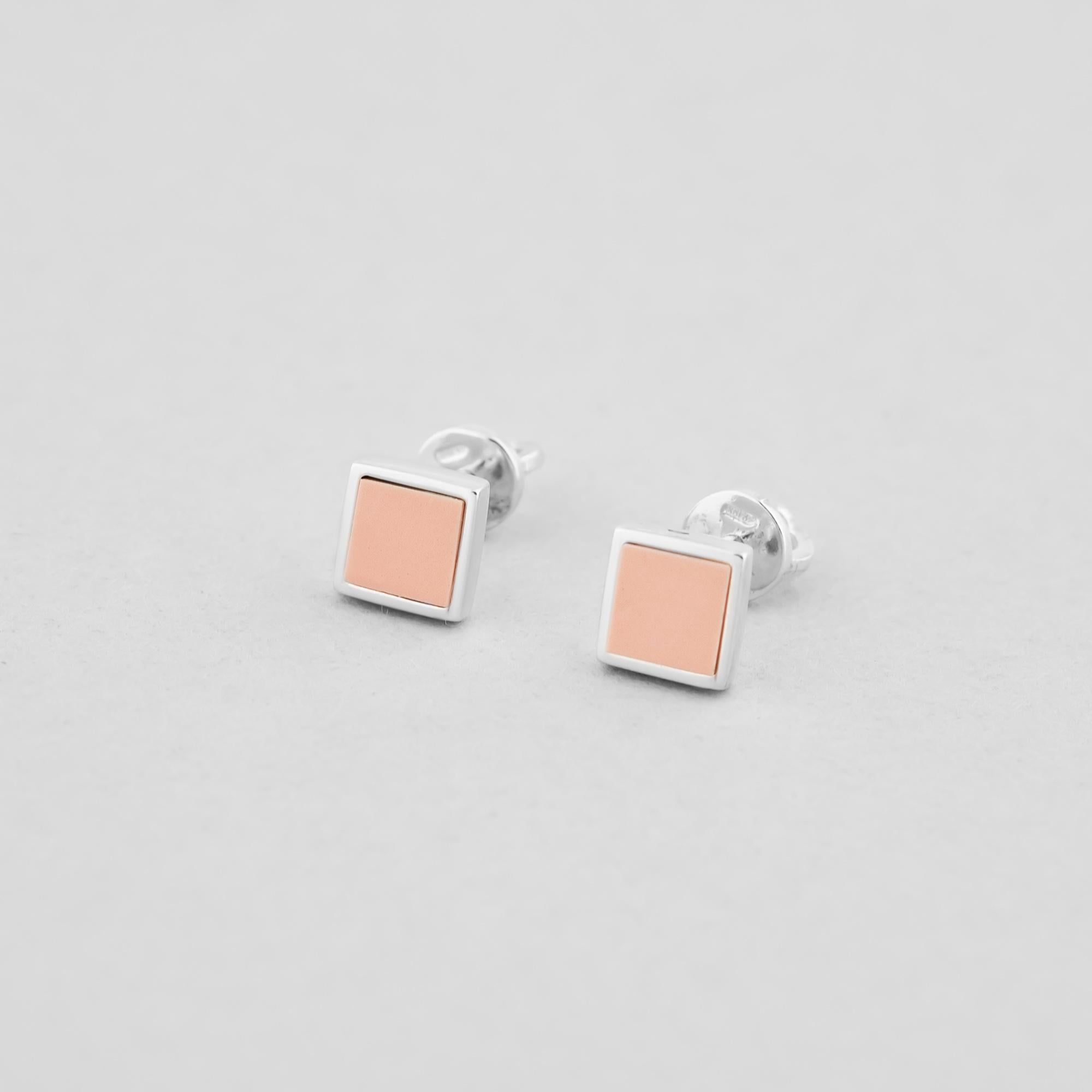 Серебряные серьги Minimal Амарант (13598)