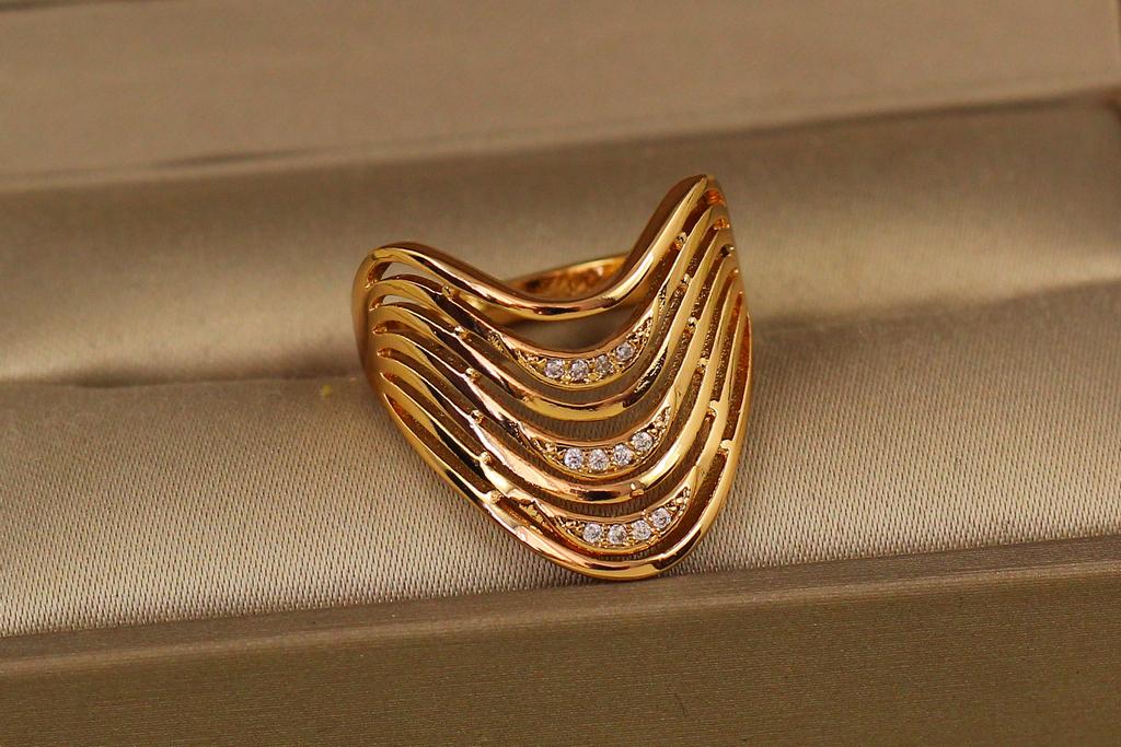 Кольцо Xuping Jewelry Солнечный берег р. 16 Золотистый (32899088)