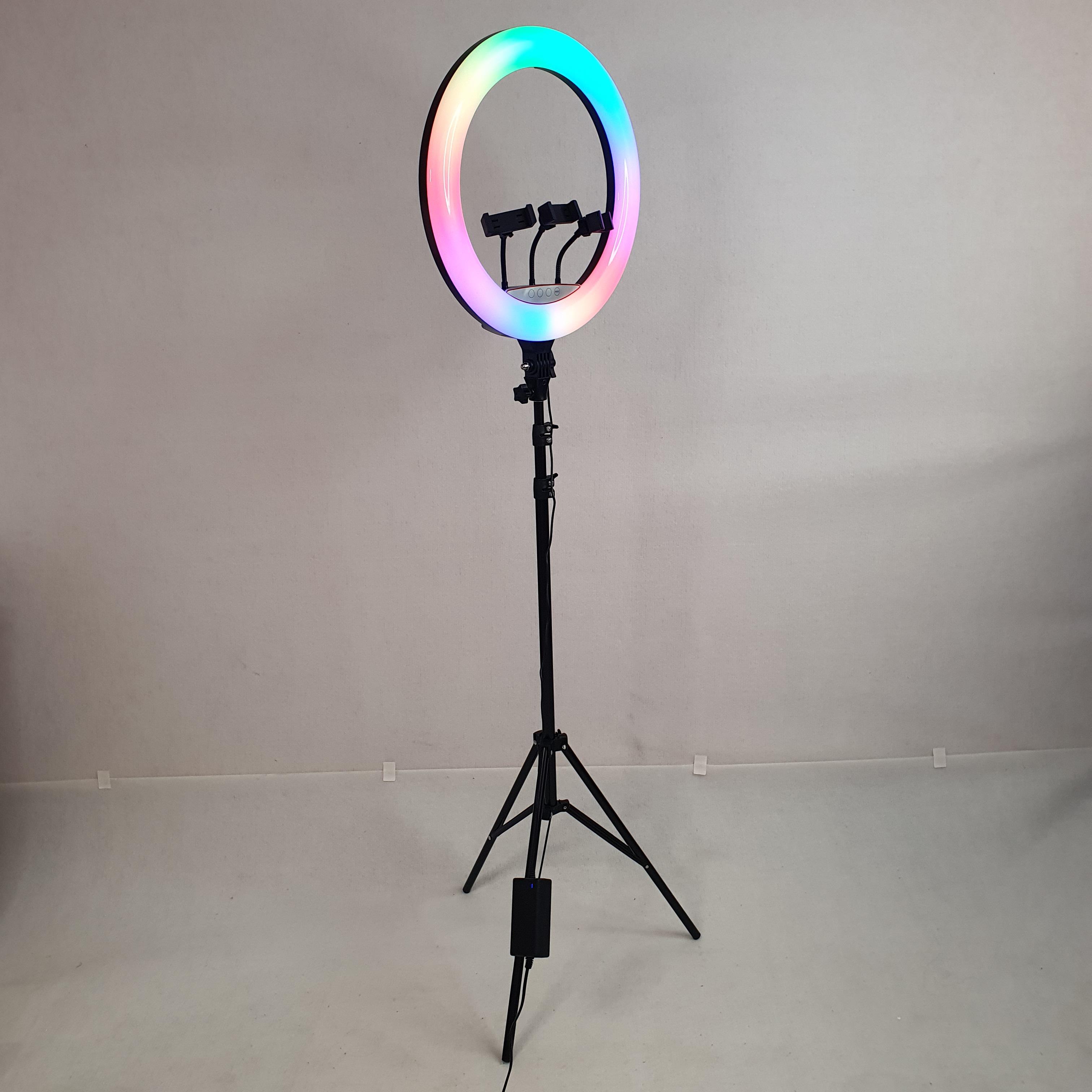 Лампа кільцева Soft Ring Light RGB LED для селфі з тримачем на 3 телефони зі штативом 45 см (MJ-45T) - фото 4