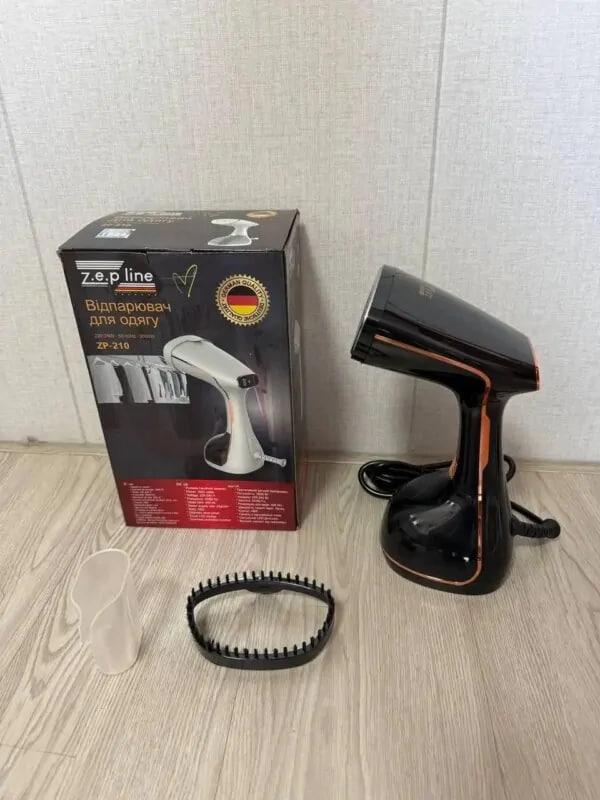 Відпарювач ручний для одягу Zepline з сенсорним управлінням 3000 Вт Чорний (ZP-210) - фото 4 Відпарювач ручний для одягу Zepline з сенсорним управлінням 3000 Вт Чорний (ZP-210) - фото 4
