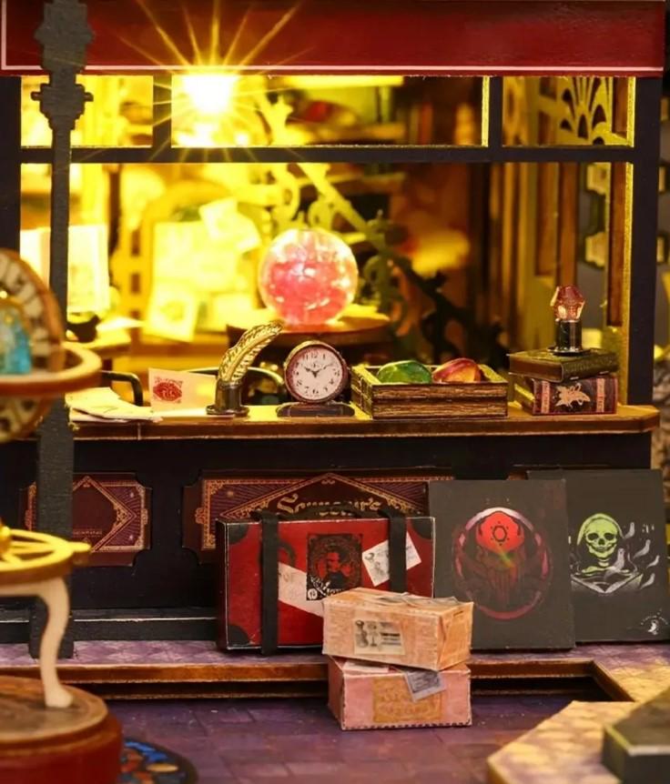 Конструктор-румбокс DIY House Замок чарівника з підсвічуванням 25х20х22 см (2104618650) - фото 11 Конструктор-румбокс DIY House Замок чарівника з підсвічуванням 25х20х22 см (2104618650) - фото 11