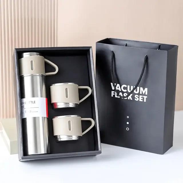 Термос Vacuum Flask Set 500 мл с 3 чашкам Золотистый (10629694) - фото 1 Термос Vacuum Flask Set 500 мл с 3 чашкам Золотистый (10629694) - фото 1