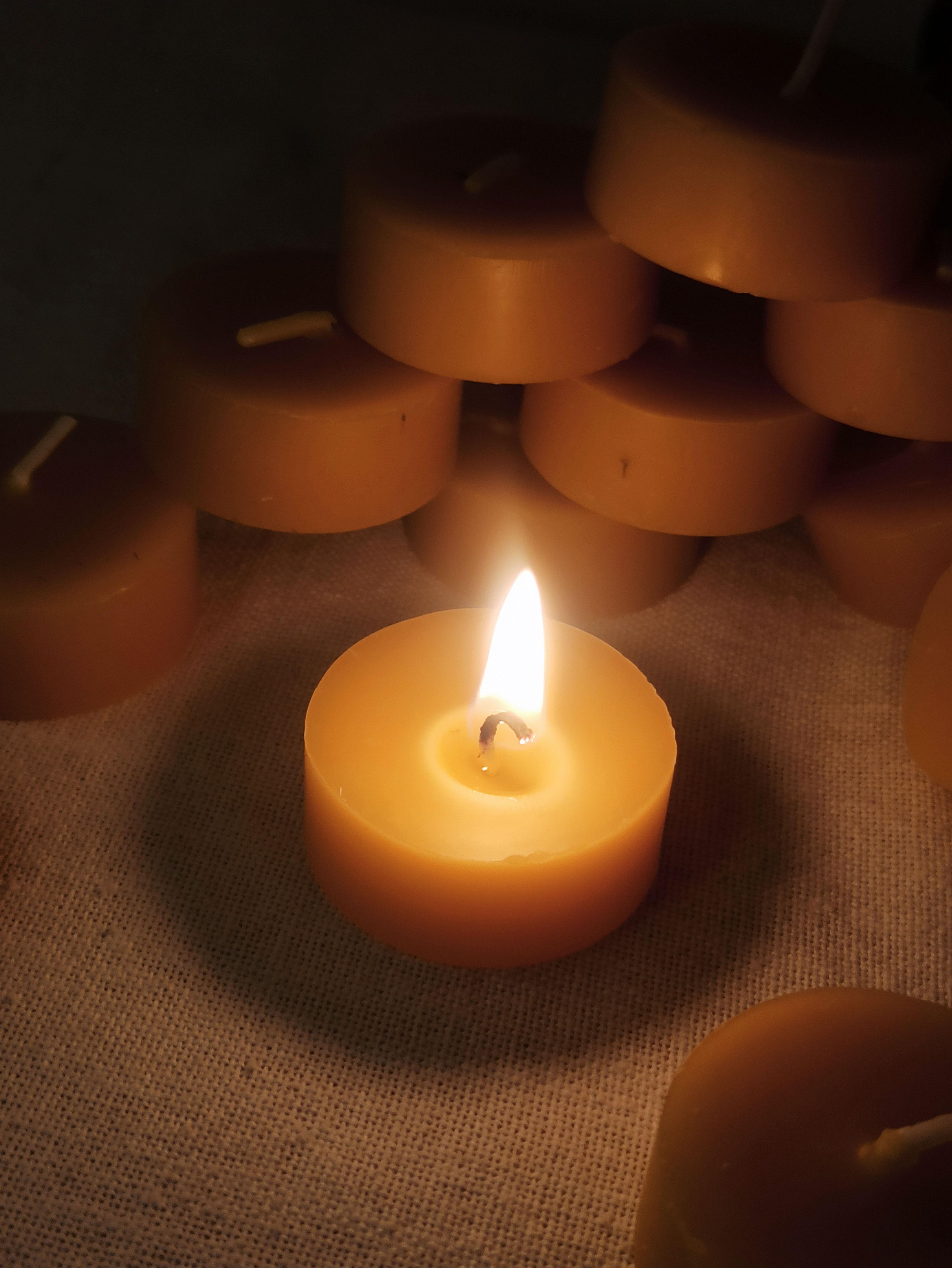 Свічки чайні з бджолиного воску без аромату 15 шт. (2016)