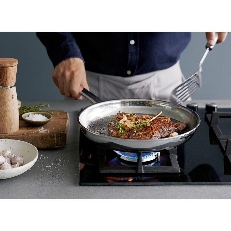 Сковорода WMF Profi Resist ⌀28 см (1756286411) - фото 4 Сковорода WMF Profi Resist ⌀28 см (1756286411) - фото 4