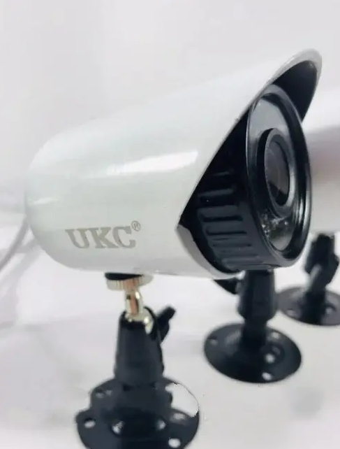 Комплект відеоспостереження UKC DVR KIT 520 4 вуличні камери AHD 4 Mp - фото 8