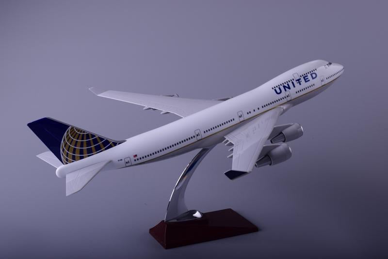 Колекційна модель літака Shantou Tongde Boeing 747 United Airlines 47 см