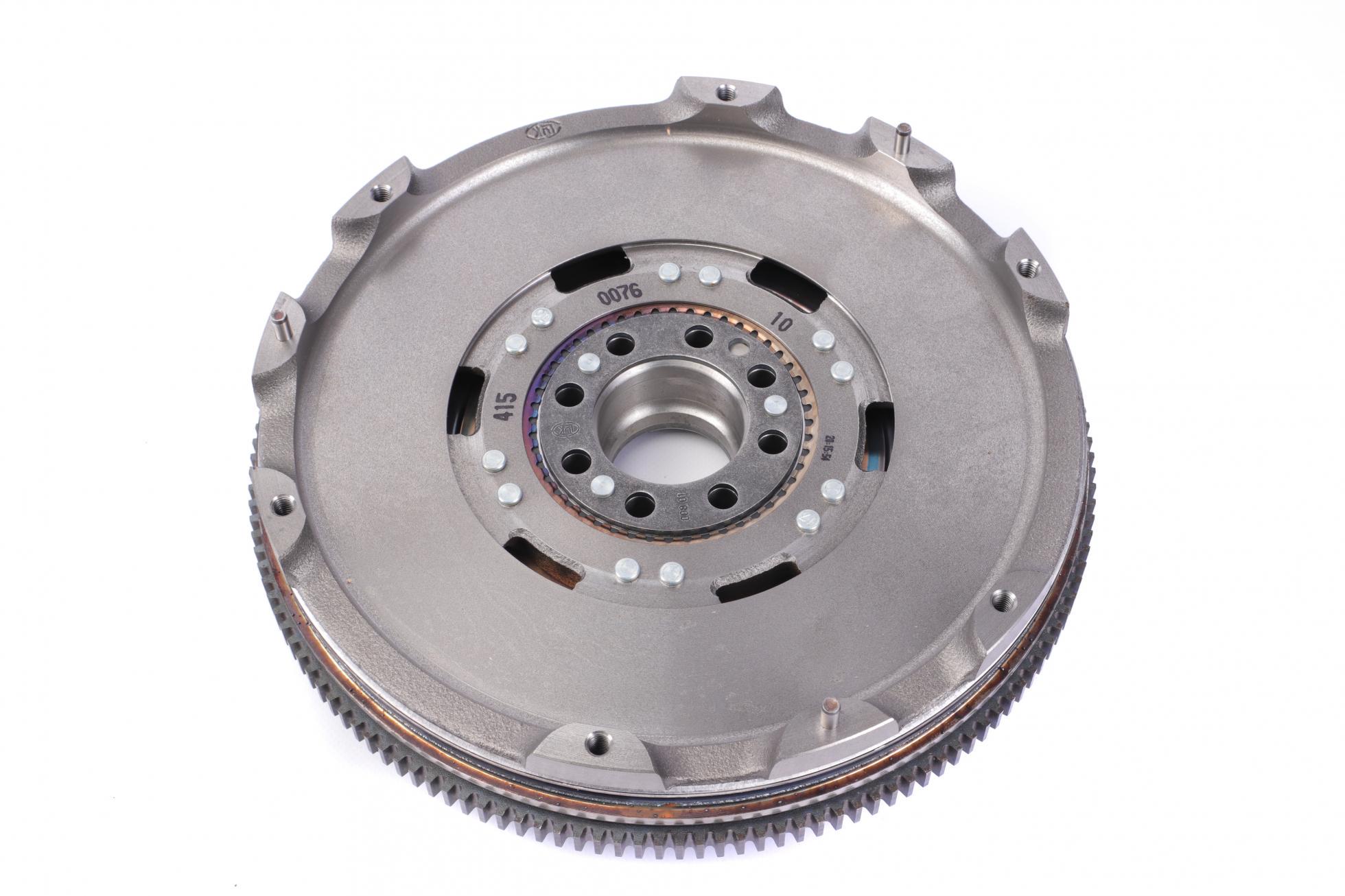 Маховик LUK 415 0076 10