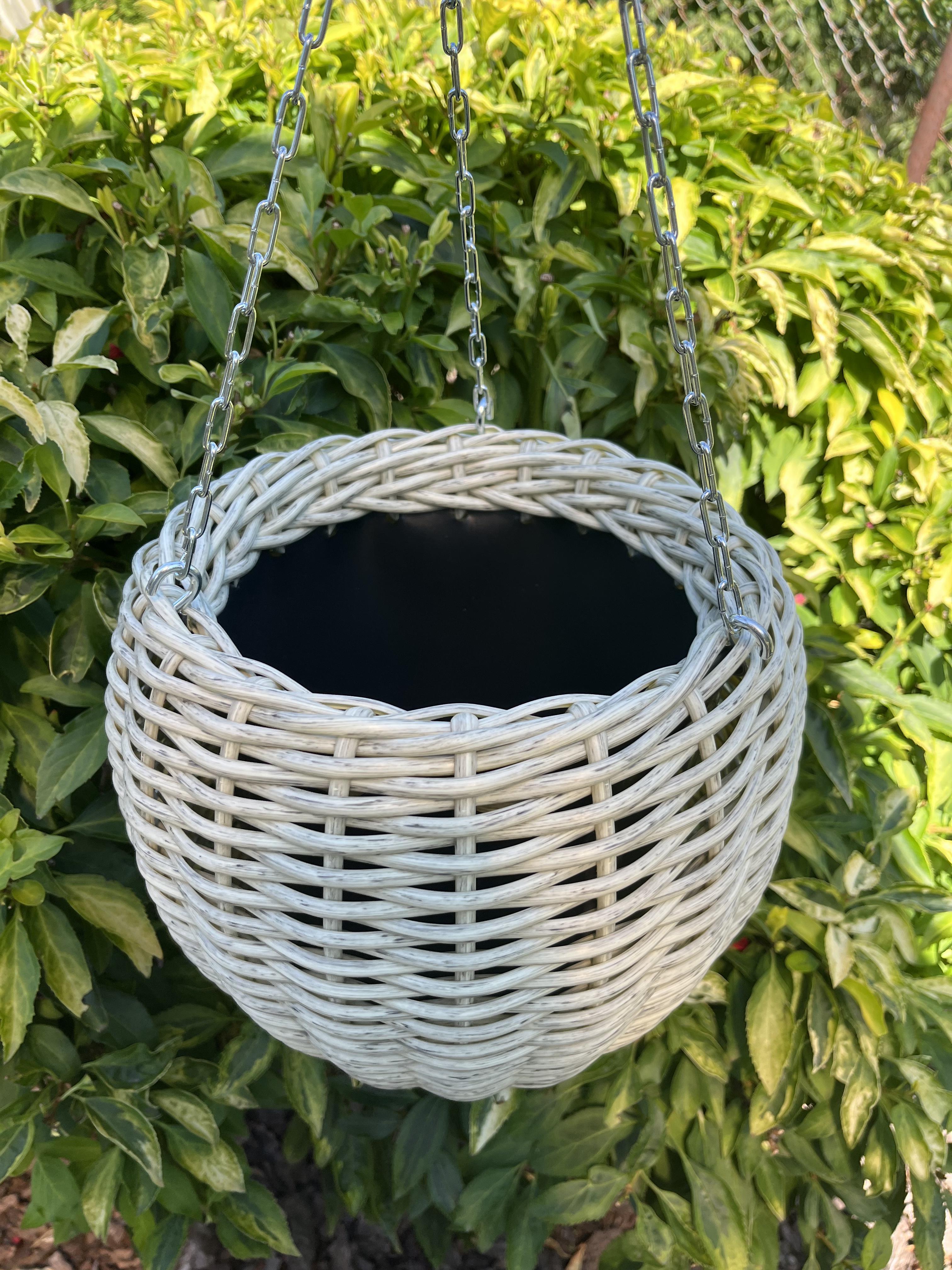 Кашпо підвісне для квітів зі штучного ротанга 5 л Слонова кістка (27975574)