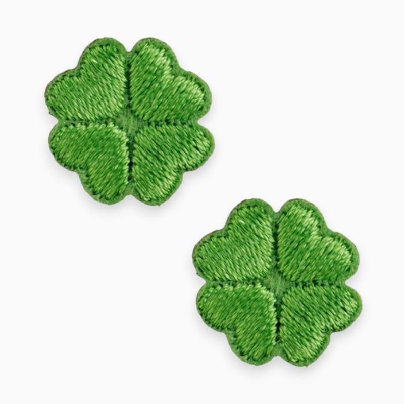 Термоаплікація Four-leaf clover вишита 1,5х1,5 см 1 шт. Зелений (АК1515п05)