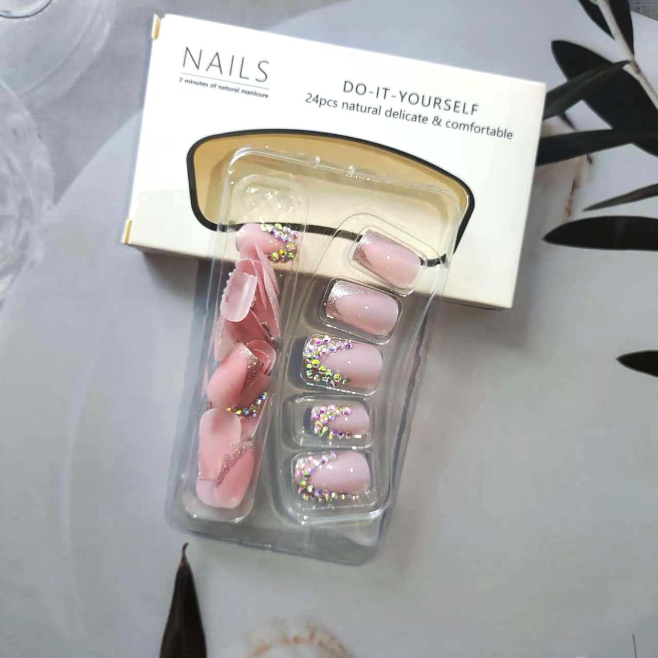 Накладные ногти Nail Art с объемными стразами квадрат средней с клеевыми пластинами 24 шт. Розовый (2789190710) - фото 6 Накладные ногти Nail Art с объемными стразами квадрат средней с клеевыми пластинами 24 шт. Розовый (2789190710) - фото 6