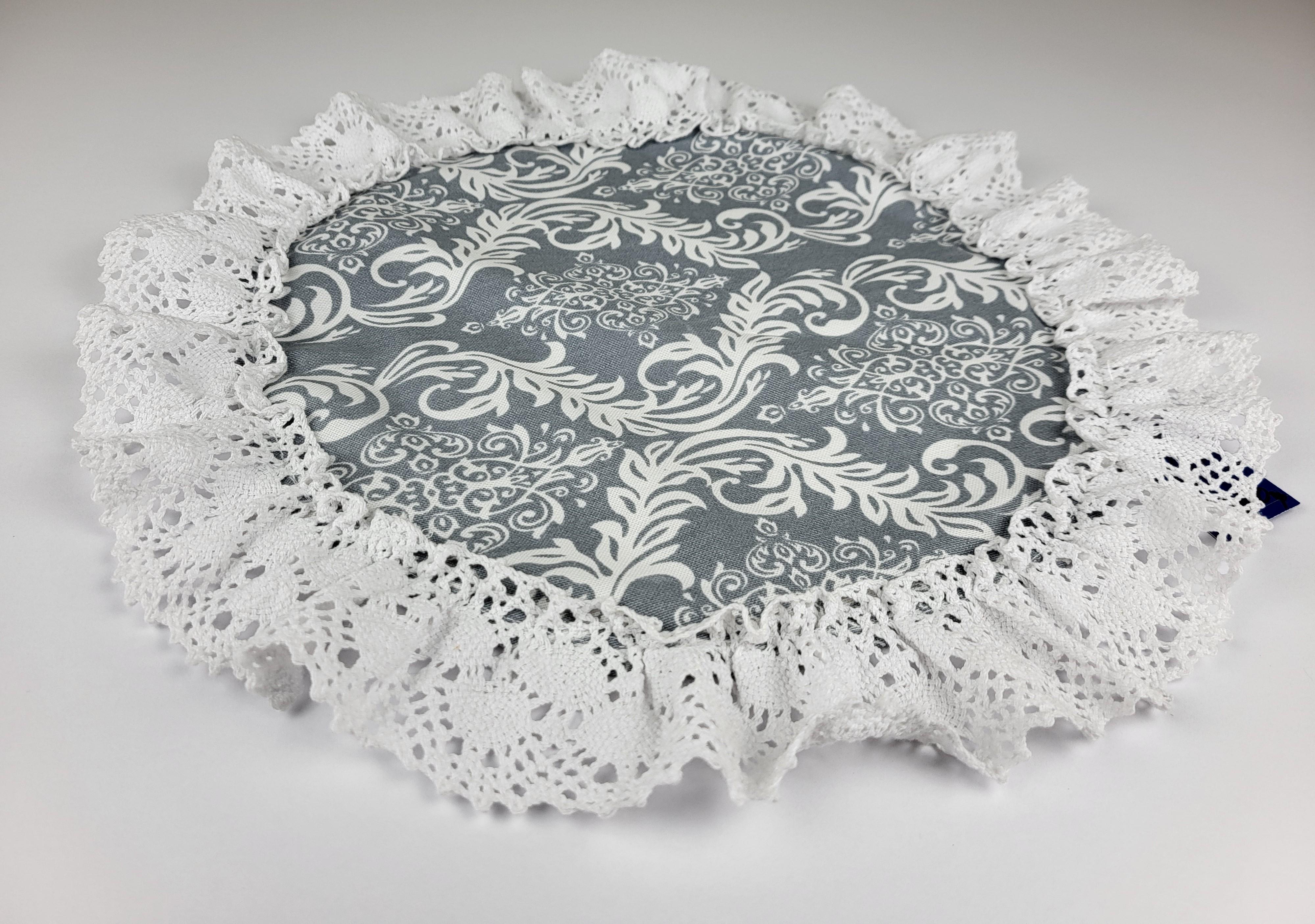 Салфетка декоративная с кружевом d 40 см Серый (1623) Салфетка декоративная с кружевом d 40 см Серый (1623)
